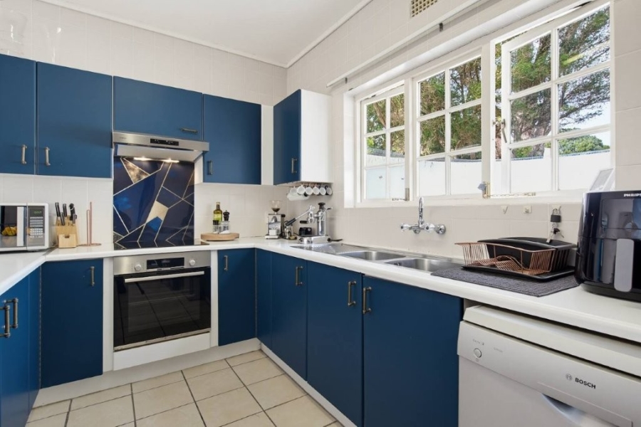 3 Bedroom Property for Sale in Zevenwacht Farm Village Western Cape